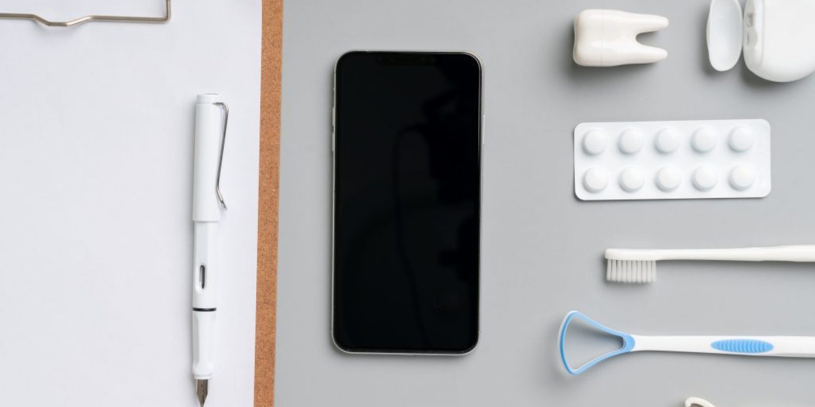 Online dental care application on smart phone