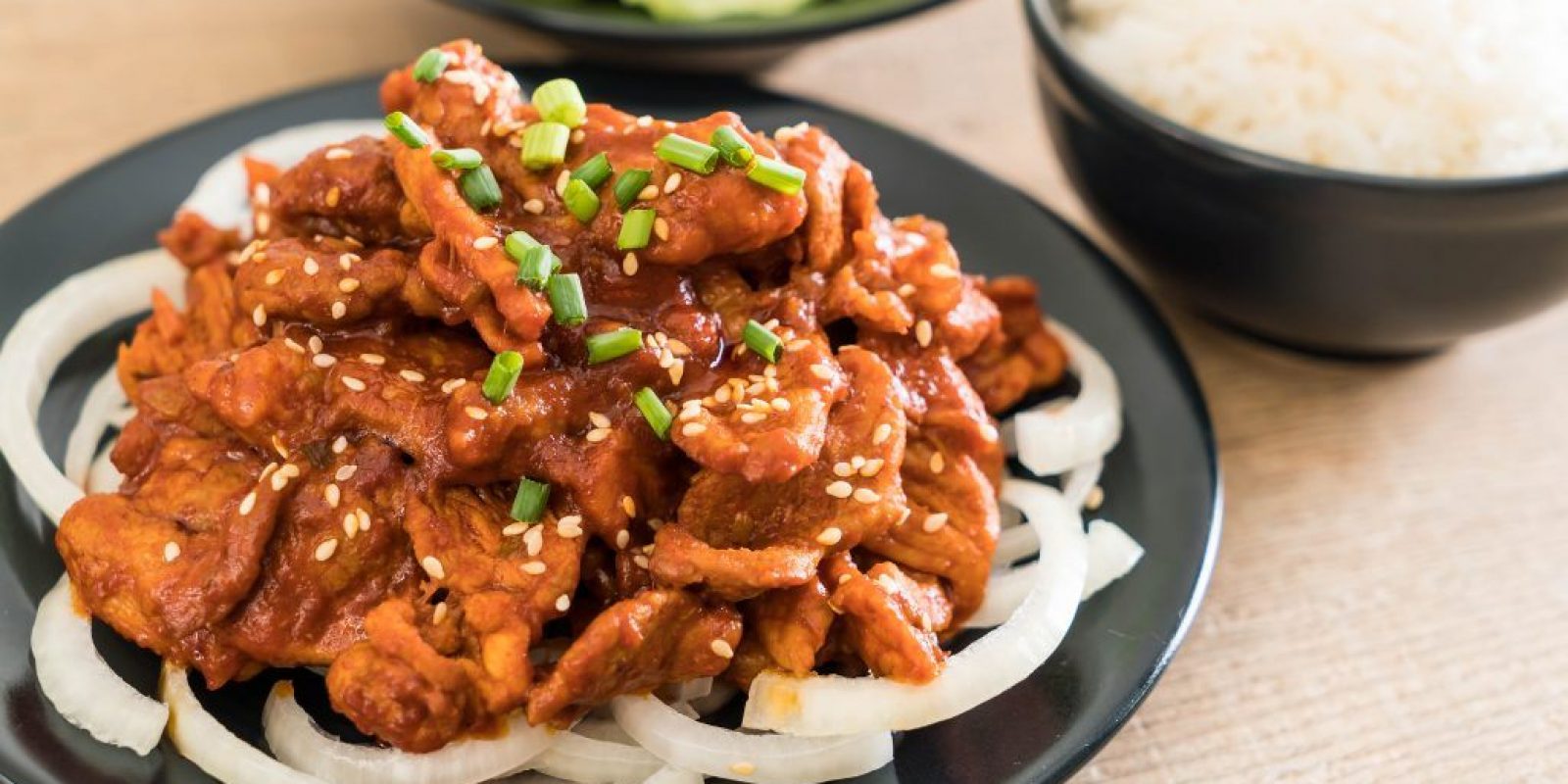 fried pork with spicy korean sauce (bulgogi)